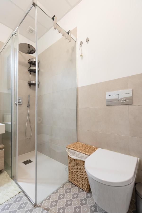 Honeymoon Apartment Seville Exterior photo